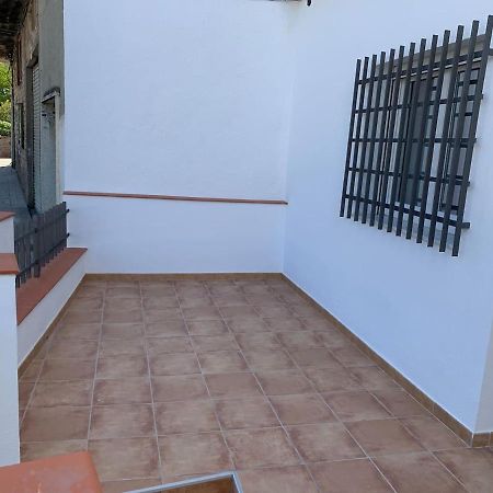 Apartamento En Granada Con Facil Aparcamiento En La Zona Exterior photo