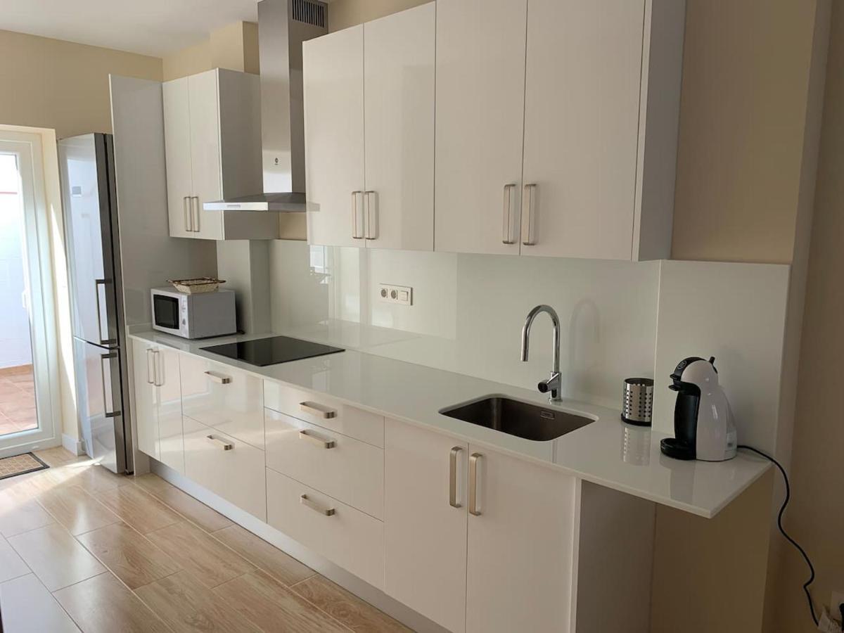 Apartamento En Granada Con Facil Aparcamiento En La Zona Exterior photo